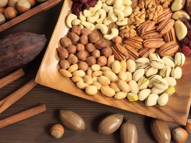 Revolutionizing Nut Packaging: Automatic Six Sides Nut Vacuum Packaging Machine