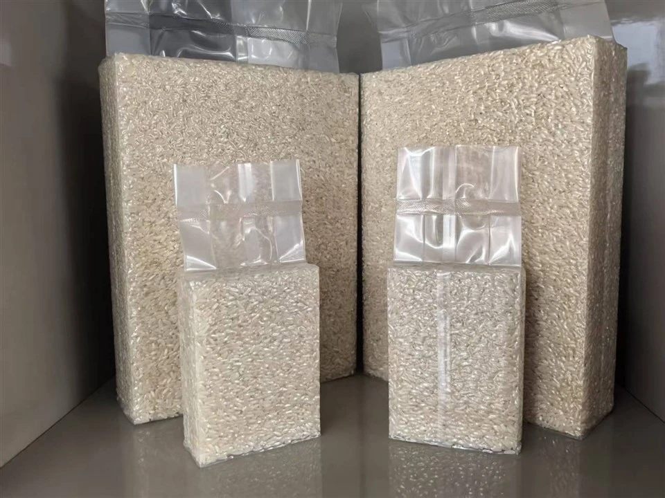 Single-Station 5kg Rice Brick Vacuum Packaging Machine suppliers